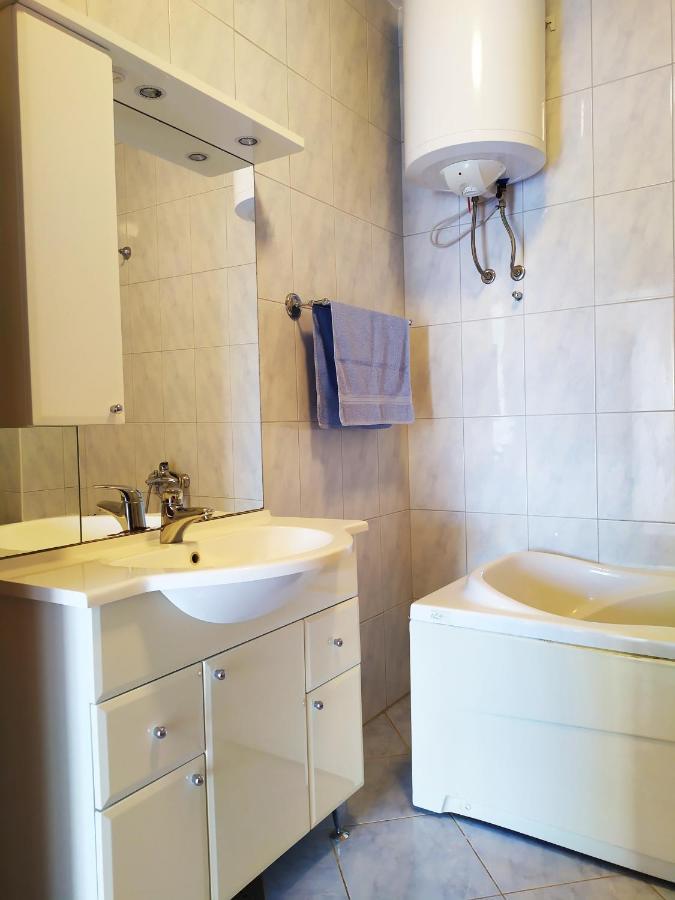 Apartments Samodol Vodice Exterior photo